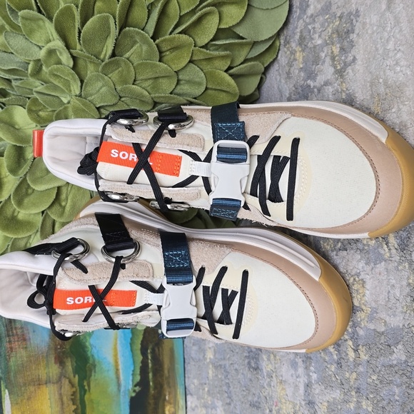 Sorel Women's ONA™ 503 EQ Mid Top Sneakers - Picture 3 of 13